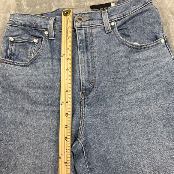 Levi’s SilverTab Women’s 29x26 High Waisted Mom Jeans Blue Medium Wash Tapered L - Picture 3 of 9